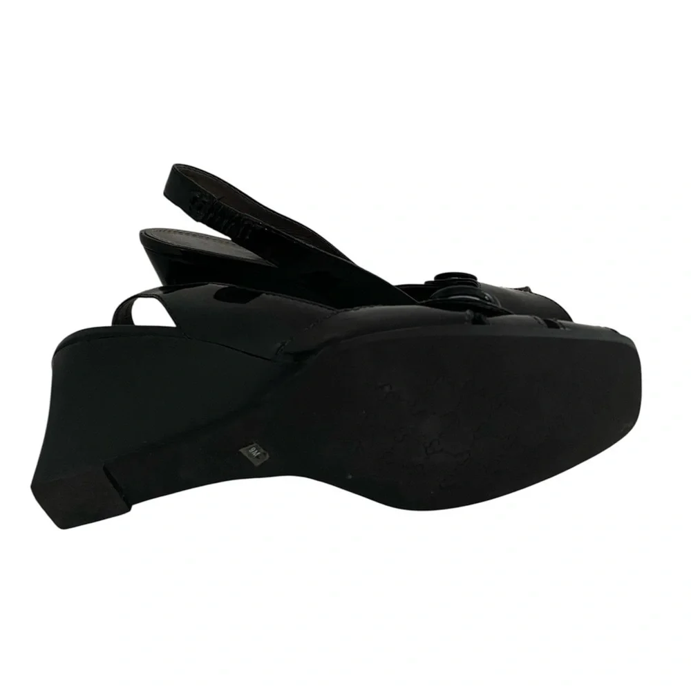 Chic Black Patent Slingback Wedges
